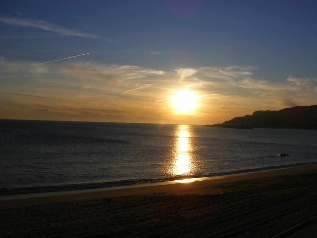 Mar De Sesimbra Apartment ภายนอก รูปภาพ